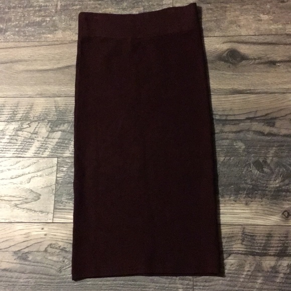 Express Pencil Skirt. - Picture 5 of 9